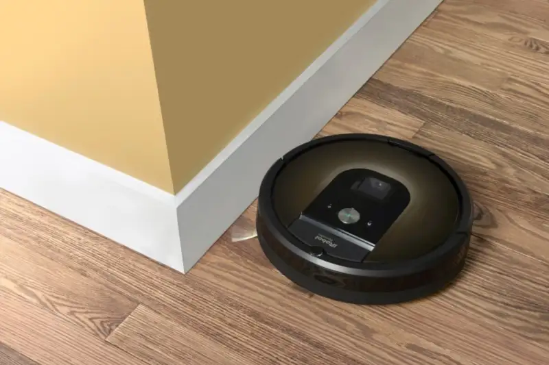 Mastering Robot Vacuums: When to Run for Optimal Clean & Quiet Home