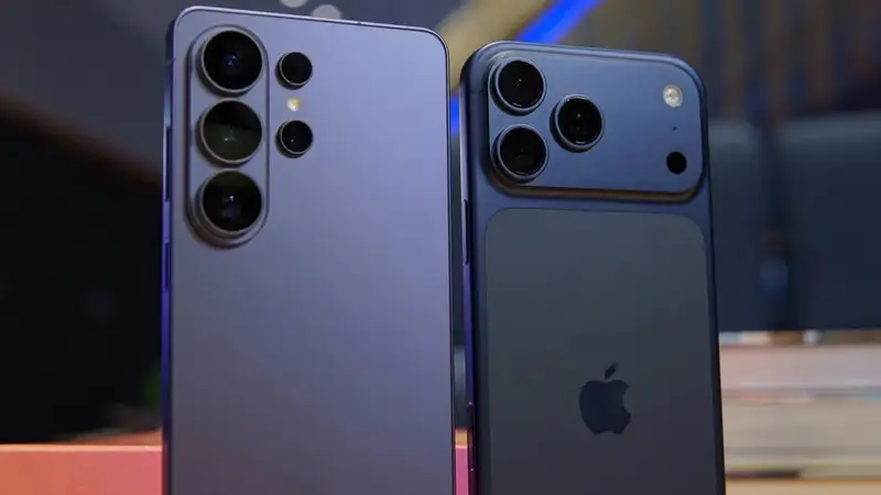 Ultra-premium smartphone market leadership