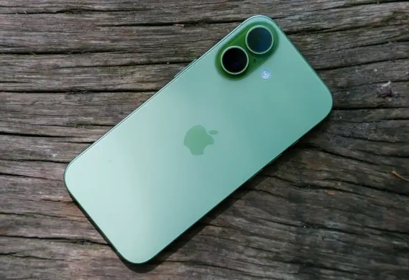 Apple iPhone 18 design rumors