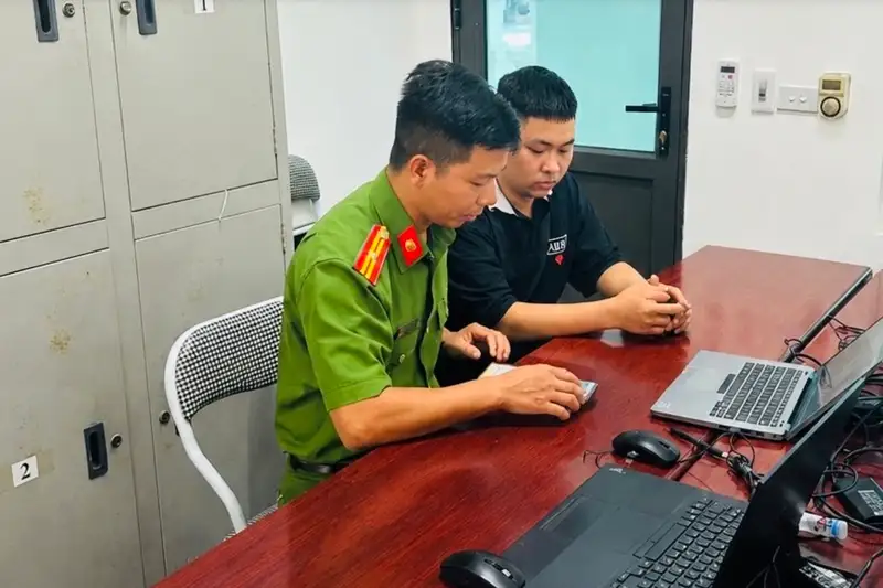 Police Warn Against VNeID Scams as Cybercriminals Target Vietnam's Digital ID Users