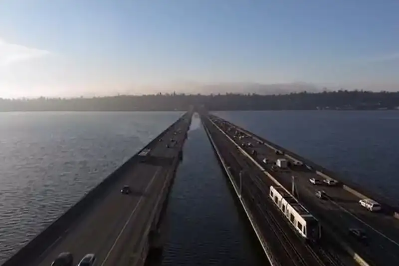 World's First Floating Light Rail: How Engineers Put a 272-Ton Train on Lake Washington