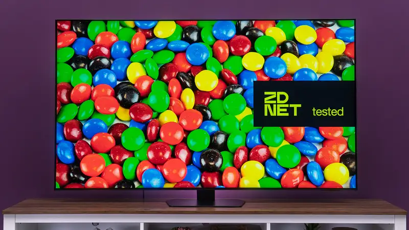 Samsung QN90F Neo QLED TV on display