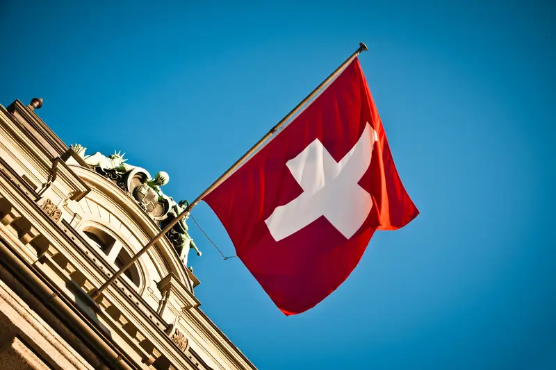 Switzerland's Digital Sovereignty Push: Shifting from Microsoft 365 to Open-Source